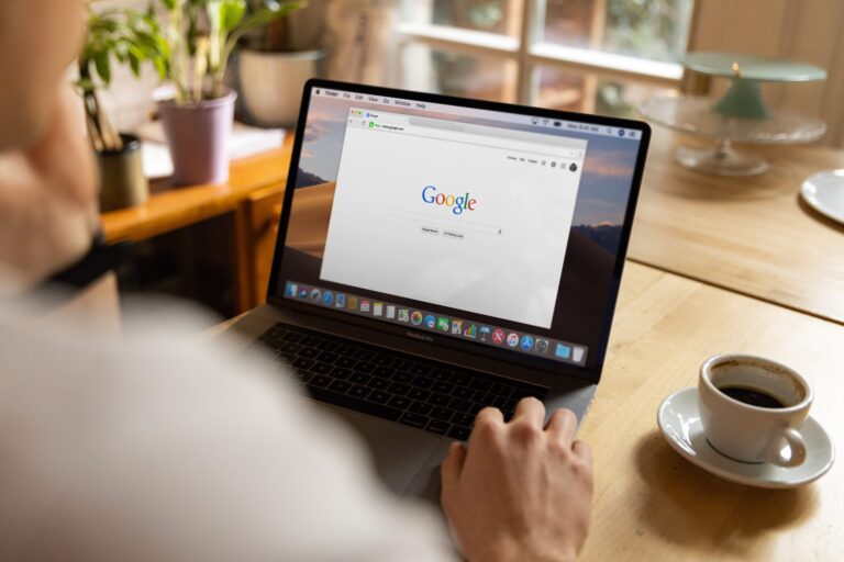 SEO B2B La Ventaja de Estar en Google